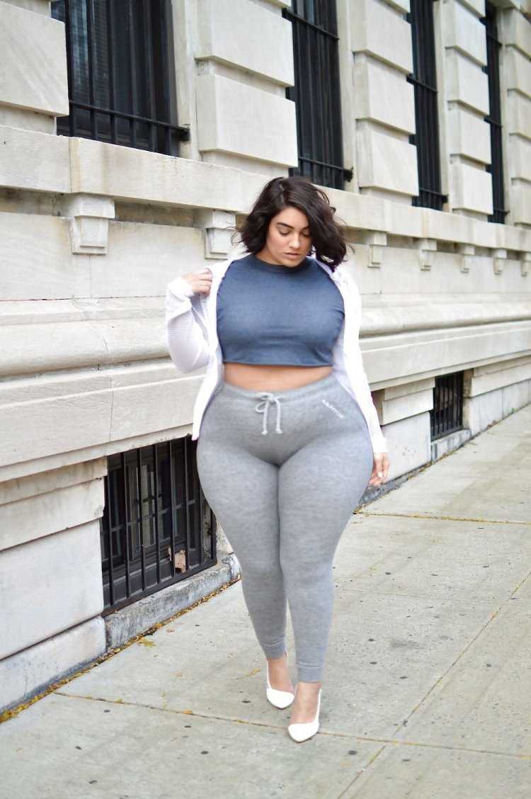 Пенни “Underbust” Браун