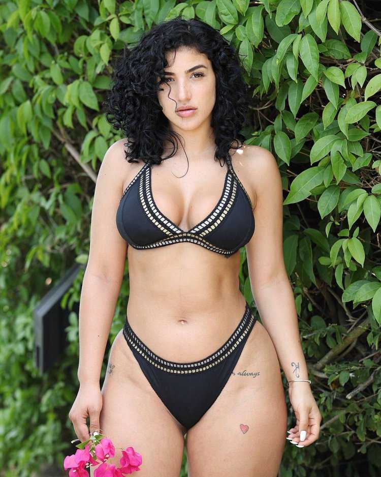 Модель Латисия Томас