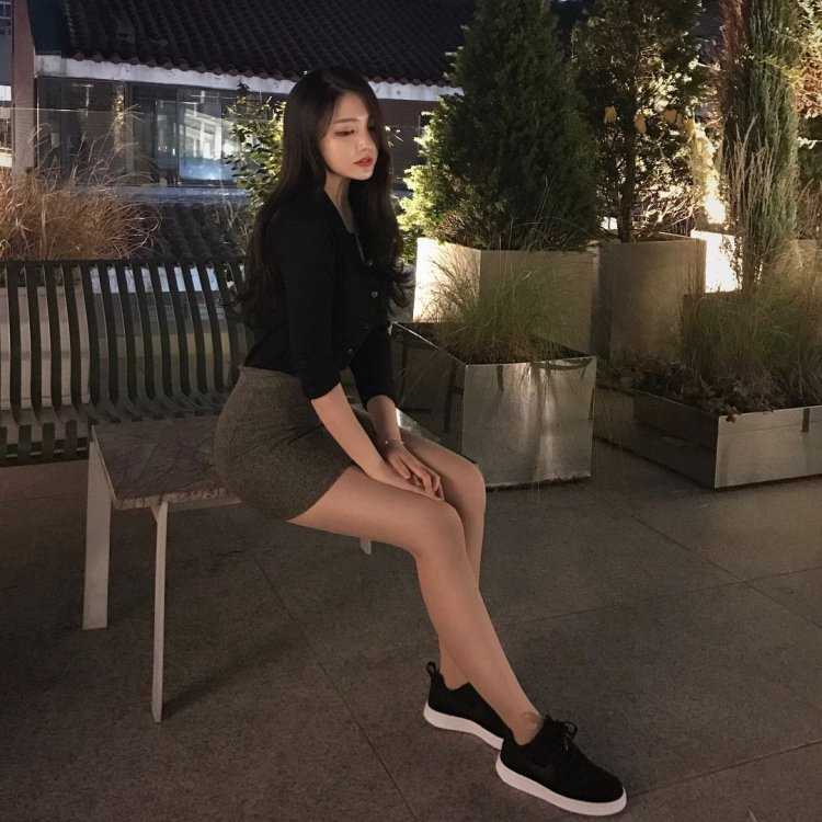 Красивые корейские девушки в полный рост