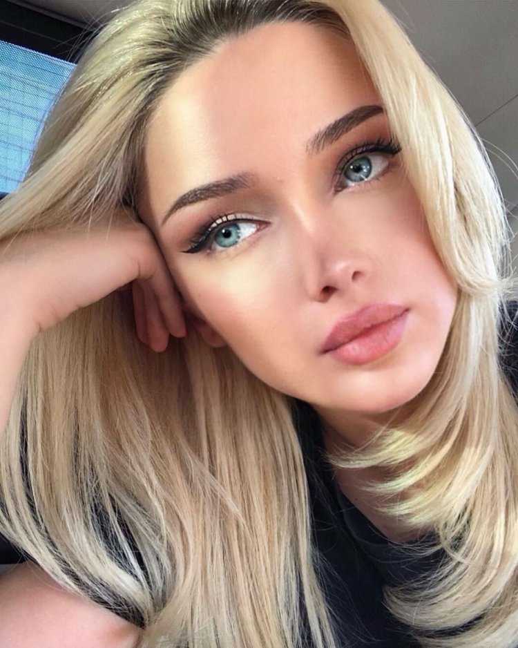 Алина Санько