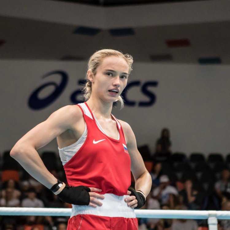 Светлана Силуянова боксер