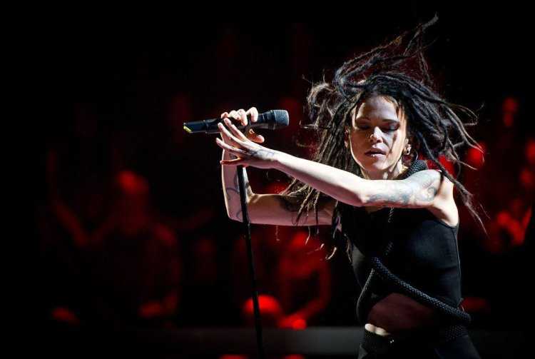 Дария Ставрович слот