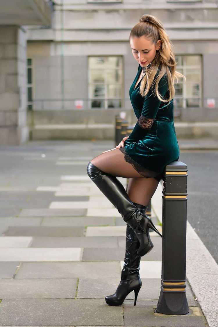 Оливия Калпо в мини