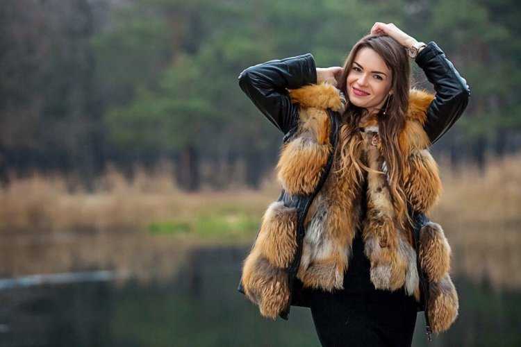 Мила Сивацкая в шубке