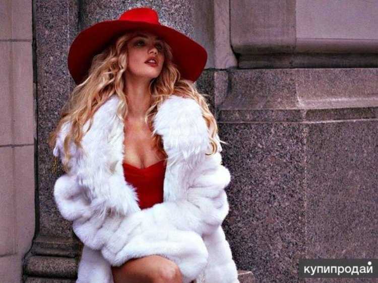 Русская девушка в шубе18