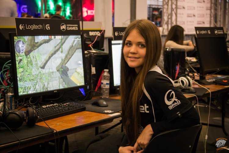 Джулия "Juliano" Киран