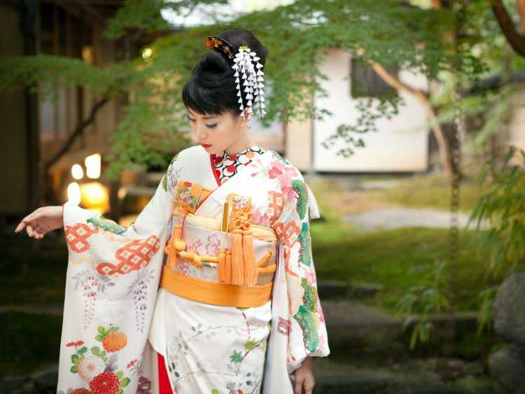 Японский национальный костюм