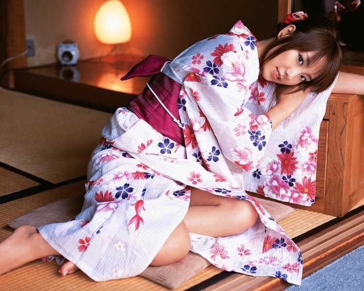 Русские девушки в кимоно13