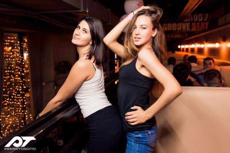 Девушки в ночных клубах Москвы