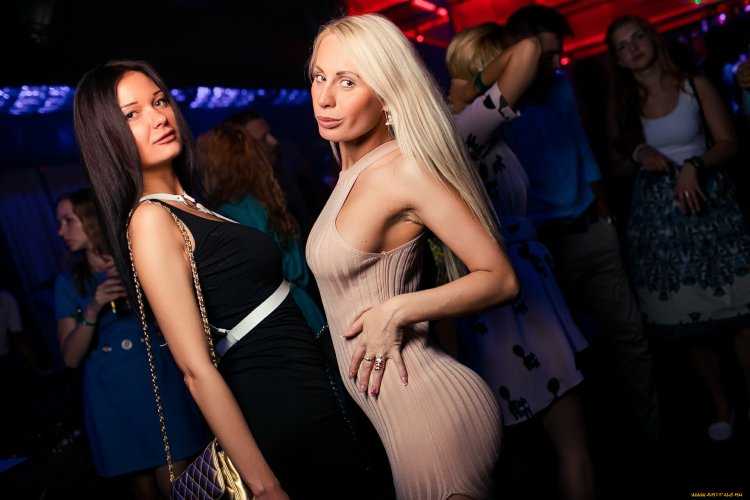Красотки из ночных клубов