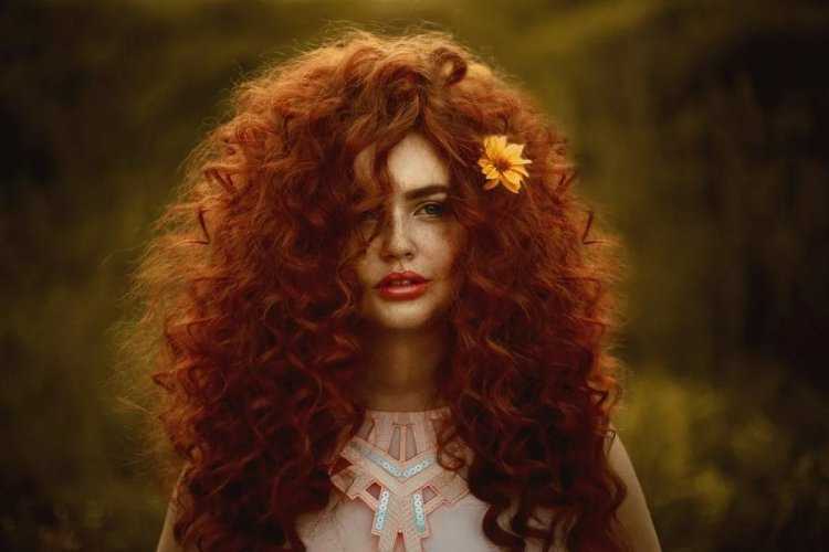 Рыжеволосая Катрин кюн