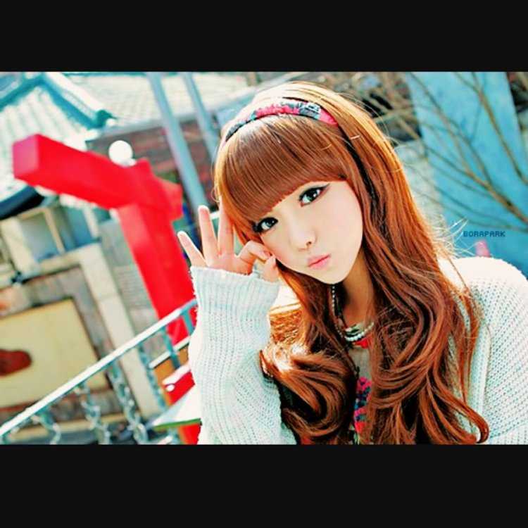 Китайцы коричневый волос