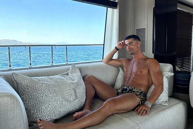 Самая богатая кореянка в мире24