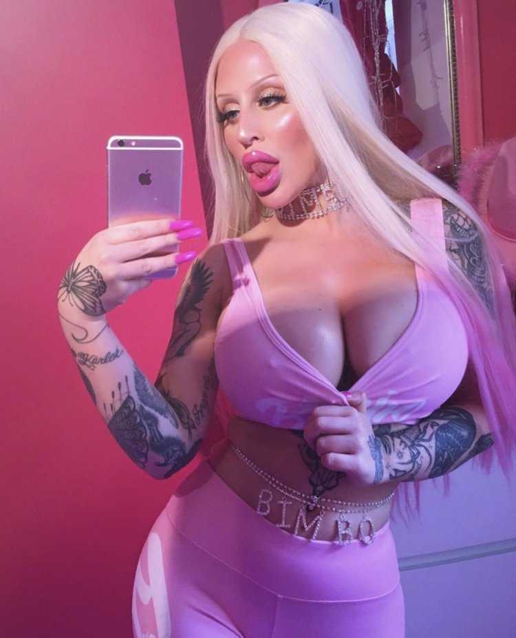 Plus-Size-модель Юдокси Яо