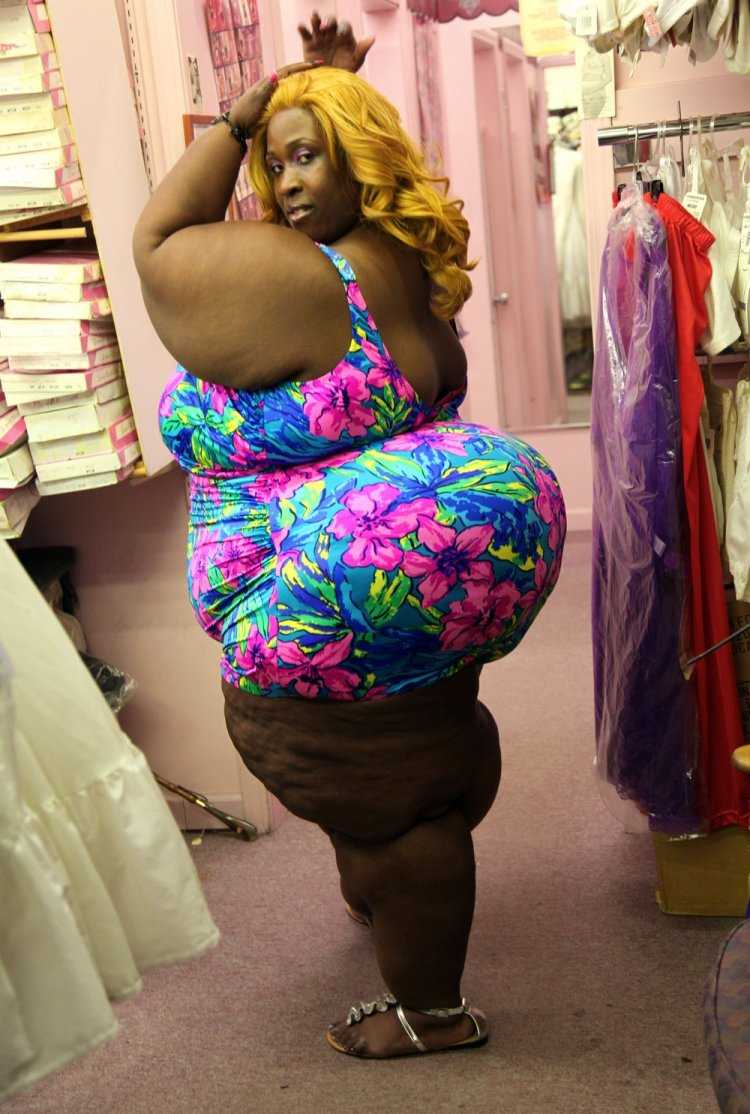 Самые большие попы в мире