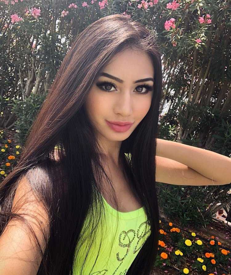 Индира Сакиева