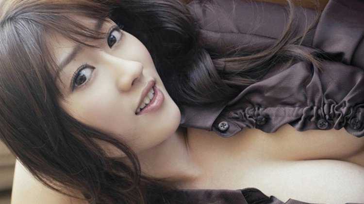 Молодая японка японец