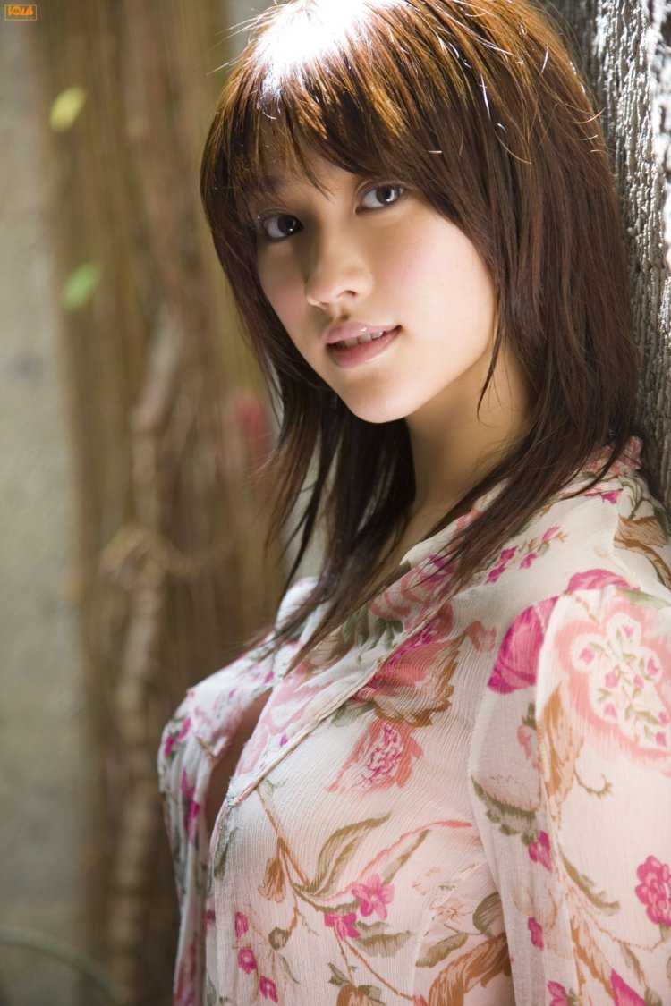 Mikie Hara модель