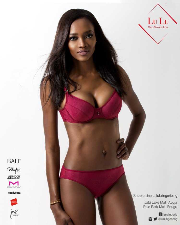 Олучи Онвигба в купальнике