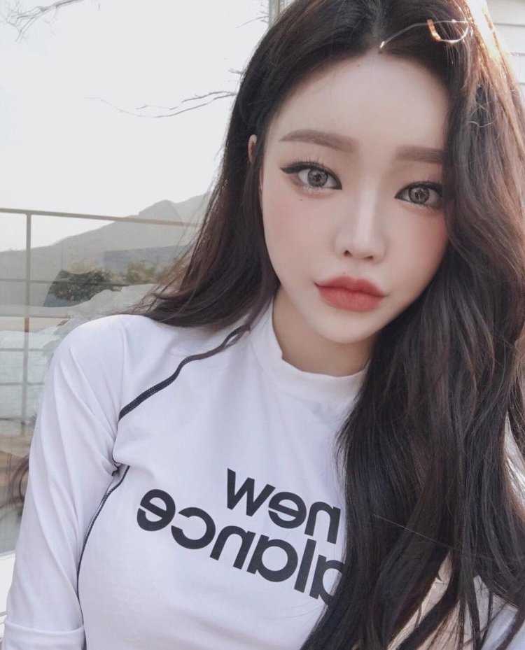 Ким даксбин кореянка