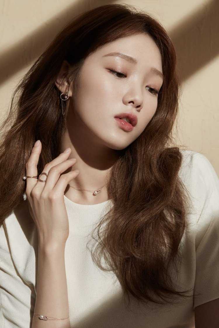 Ли сон гён (Lee Sung Kyung)