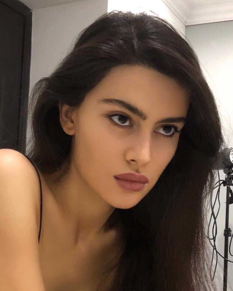 Кристина Гогинова