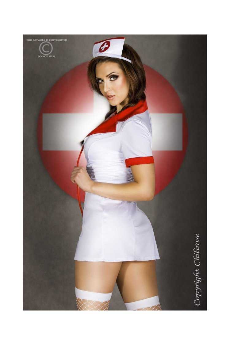 Медсестра в мини