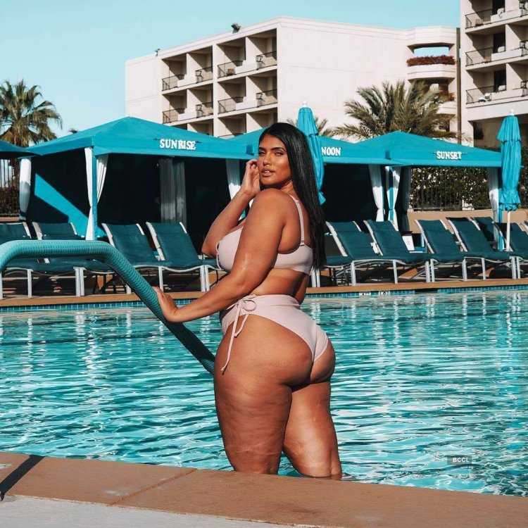 Модель плюс сайз Латисия Томас