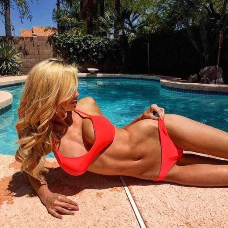 Анна Нистрём - шведская фитнес модель