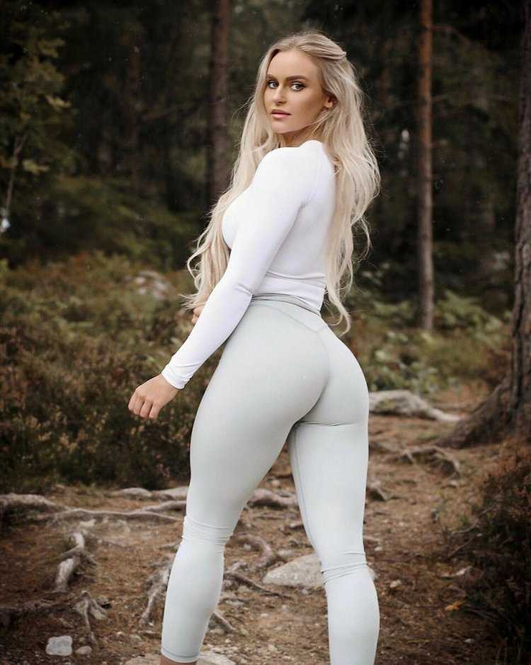 Фитнес модель Анна Нистром