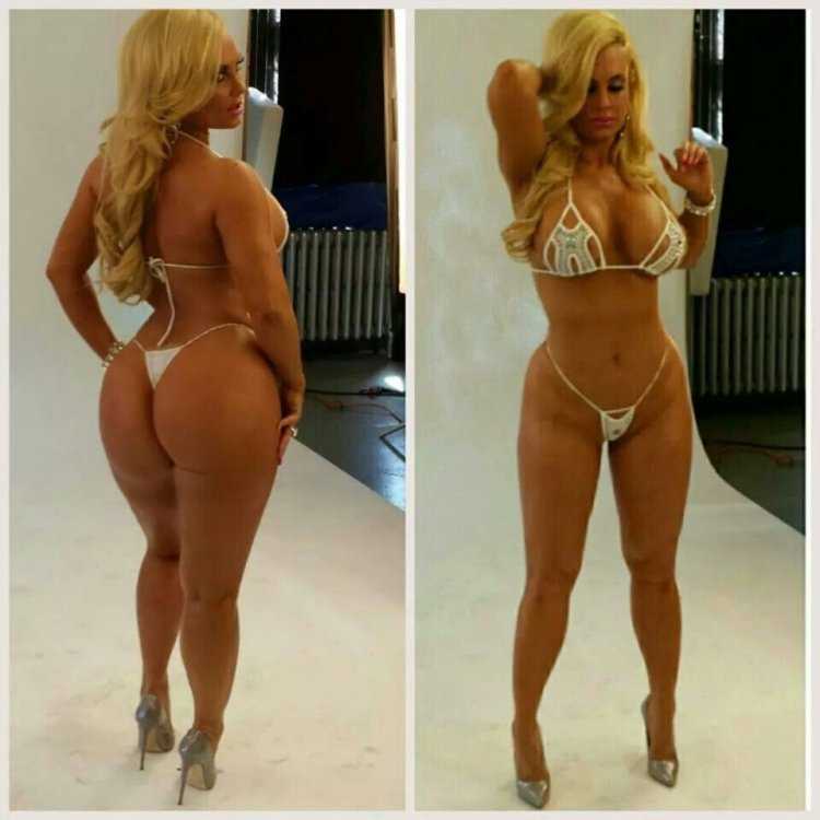 Коко Николь ягодицы