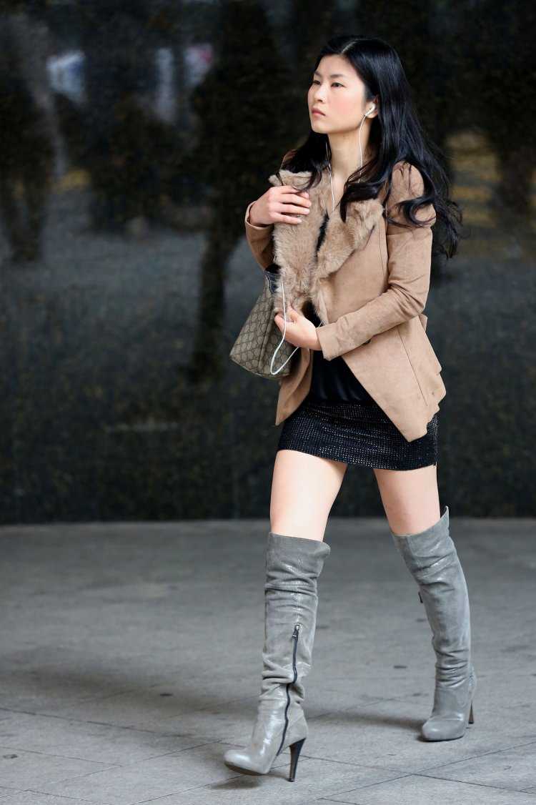 Красивые китаянки на улице