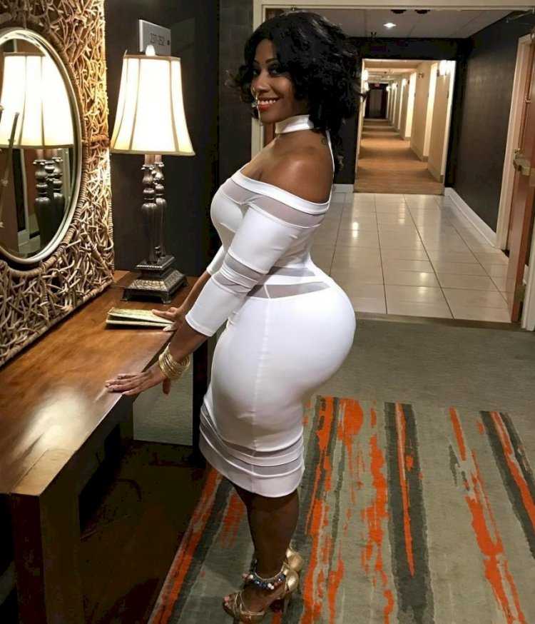 Черные женщины с большими попками