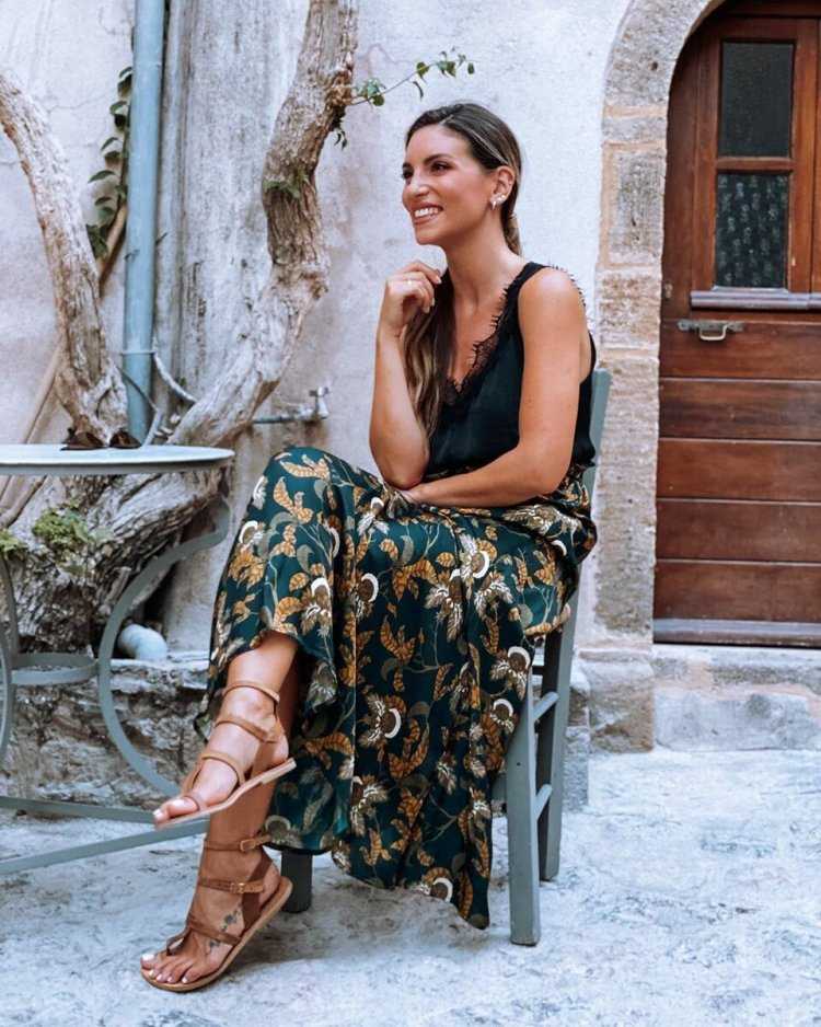 Греческие девушки