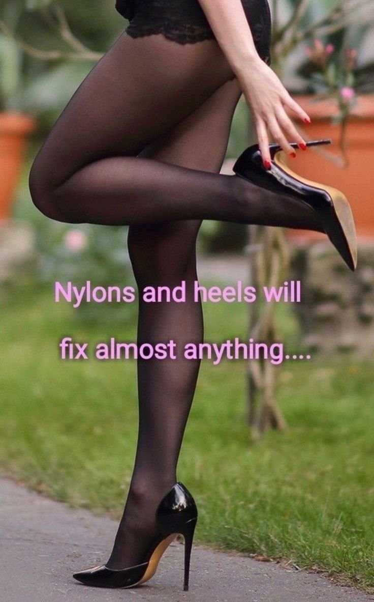 Нейлоновые колготки