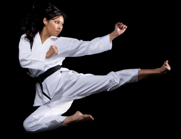 Девушки по карате