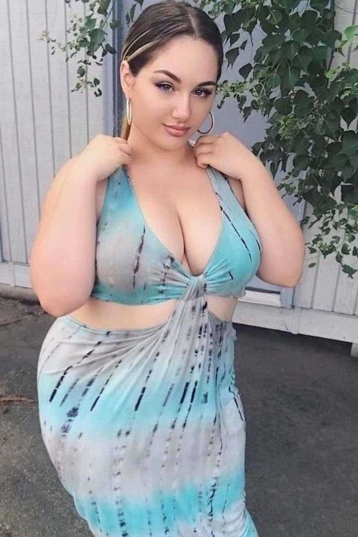 Кайли Дженнер грудь