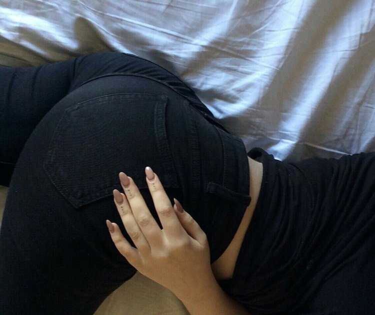 Эстетика тела девушки ягодицы