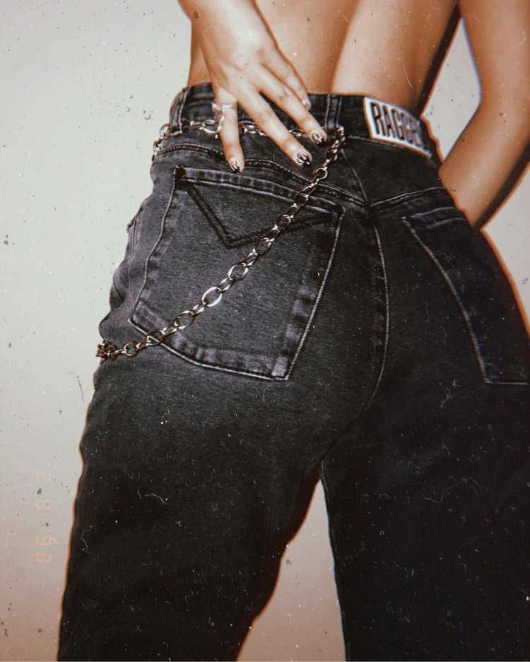 Джинсы Эстетика