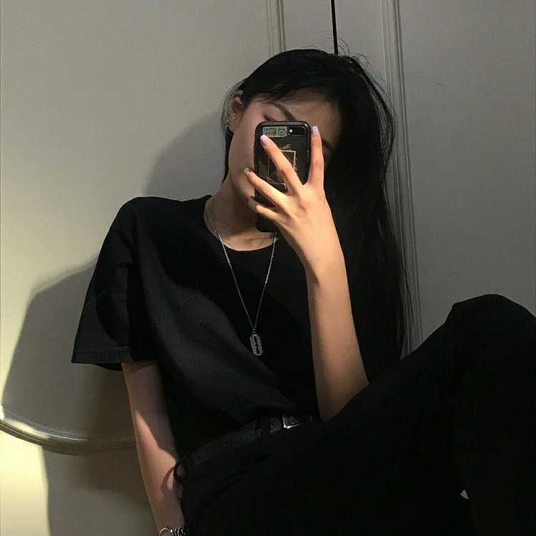 Темная Эстетика девушка