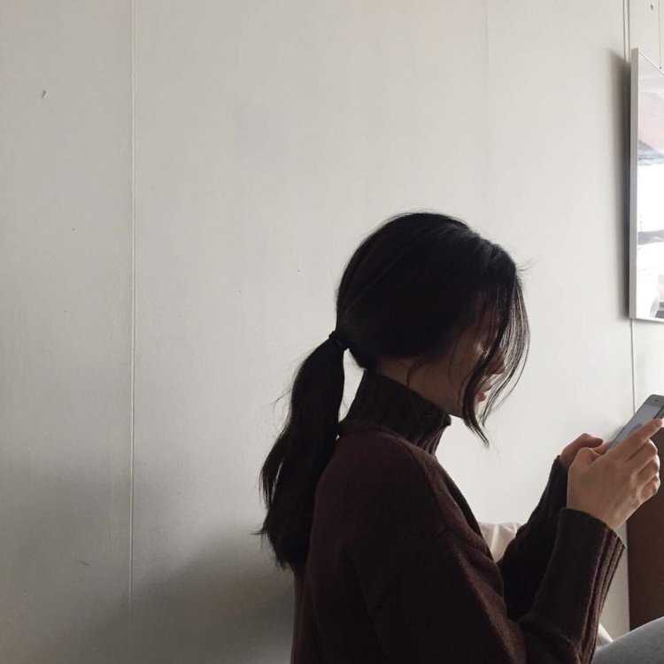 Эстетика девушек без лица