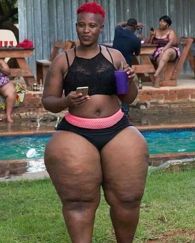 Толстые африканские женщины