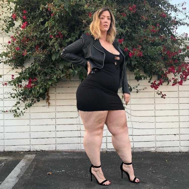 Большие женщины с толстыми ногами