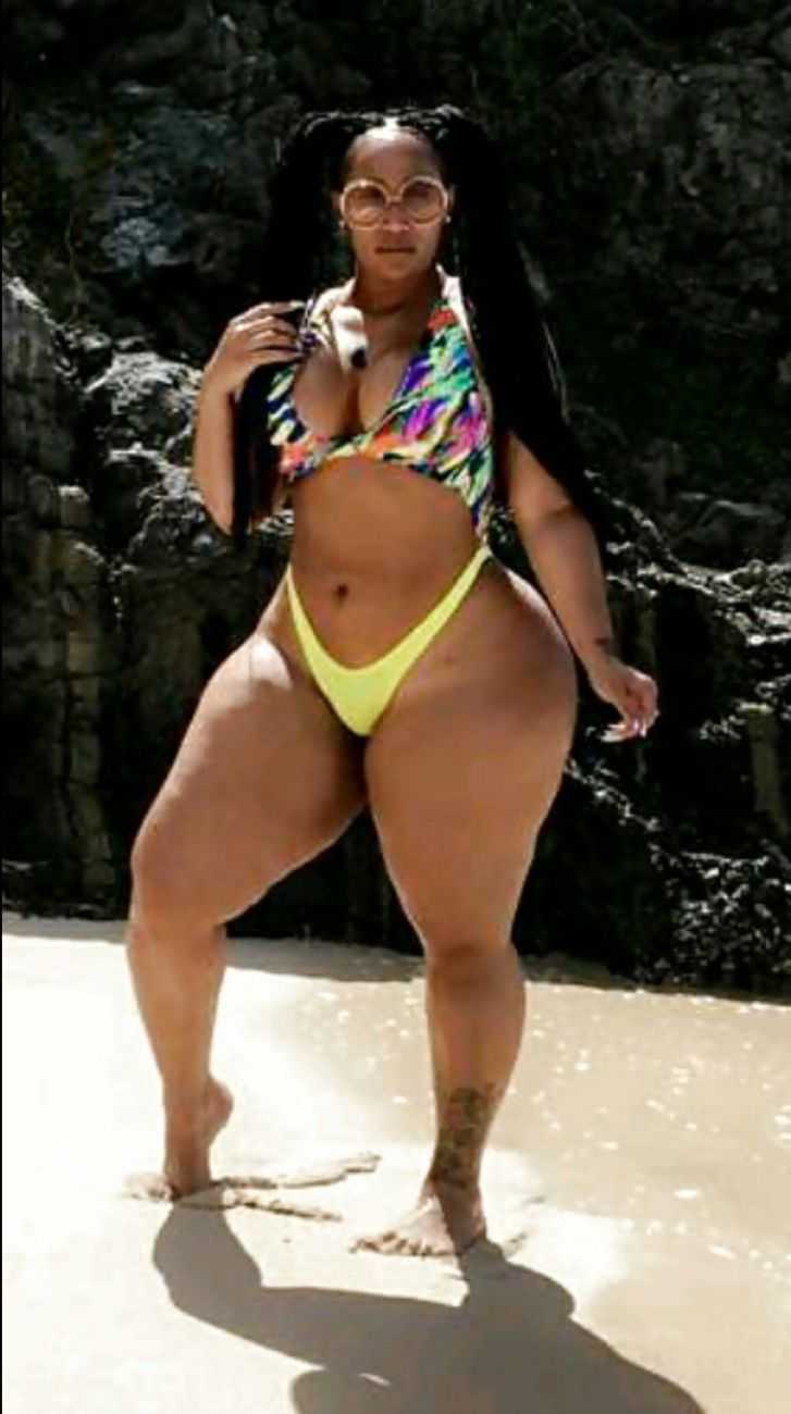 Селфи пышные негритянки