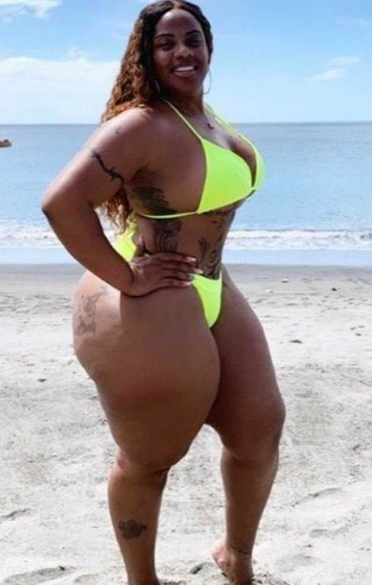 Рика толстые бедра