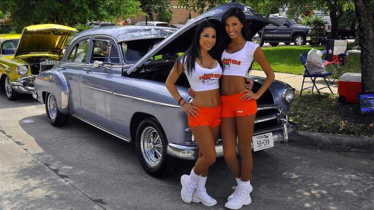 Девушки темнокожие и авто