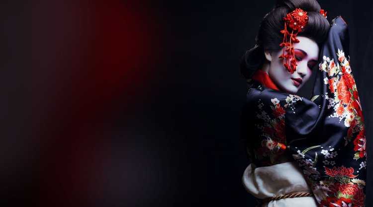 Gharliera Hakai гейша