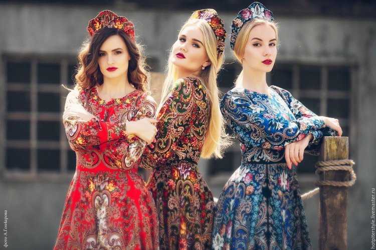 Наряд в русском народном стиле