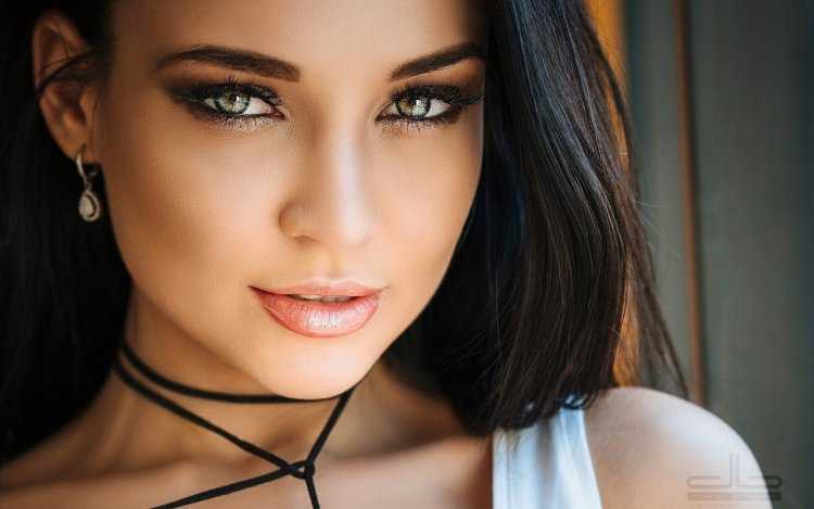 Angelina Petrova face