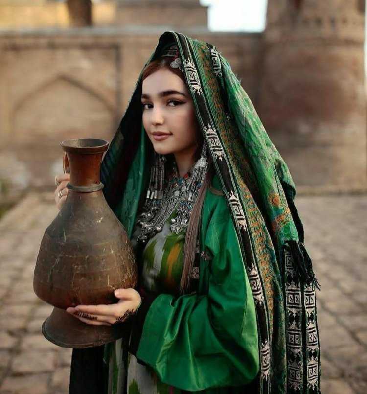 Узбечка на востоке1